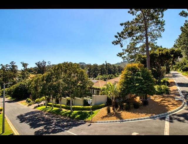 5 BEDROOM HOUSE FOR SALE IN HELDERRAND
